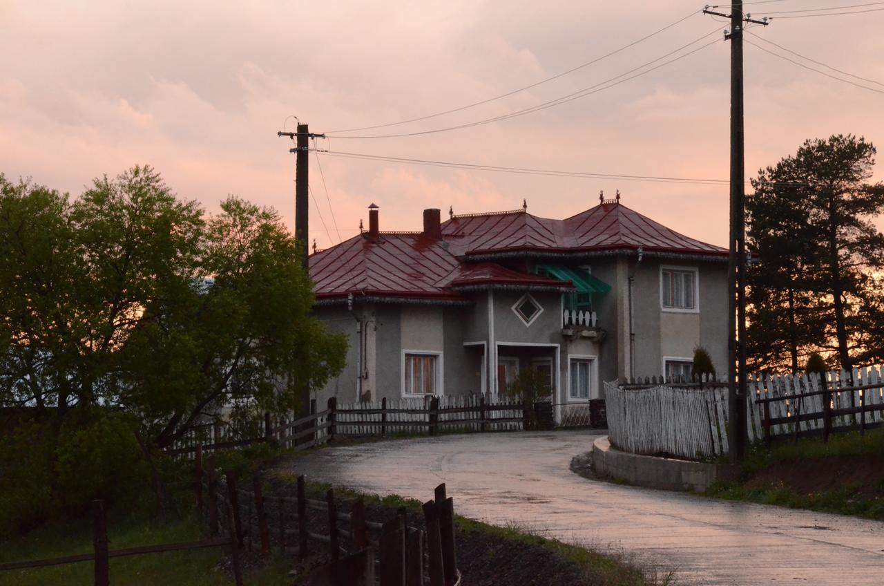 Casa Florea Poiana Stampei Екстер'єр фото